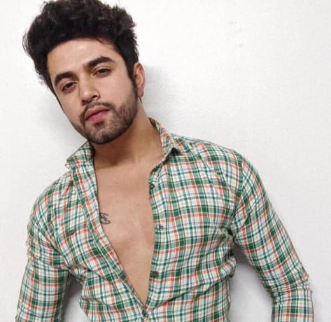 Example profile — bi man in India