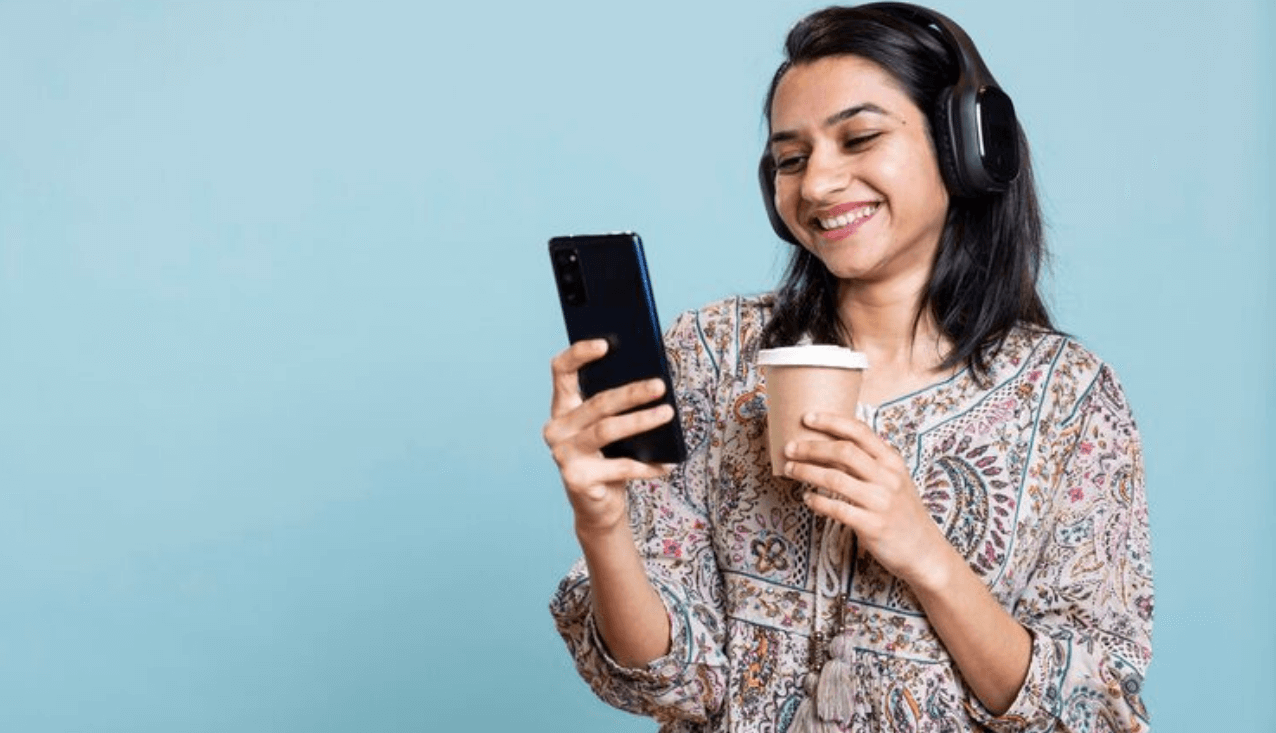 People chatting online in India